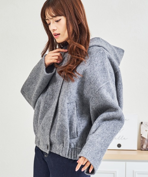 MISCH MASCH(ミッシュマッシュ)の「ZOZO限定 フードボリュームショートコート(その他アウター・レディース・アイボリー/グレー・フリ-)」の19枚目の写真
