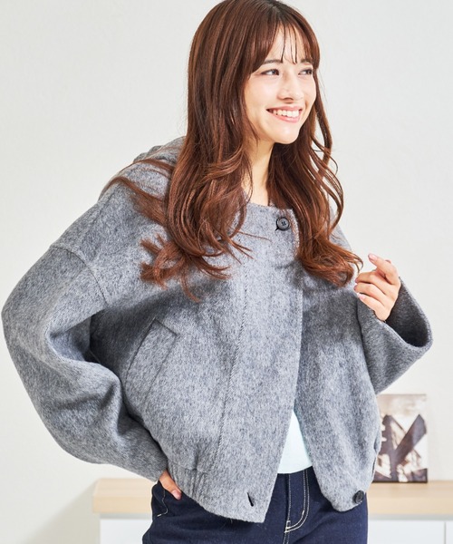 MISCH MASCH(ミッシュマッシュ)の「ZOZO限定 フードボリュームショートコート(その他アウター・レディース・アイボリー/グレー・フリ-)」の18枚目の写真