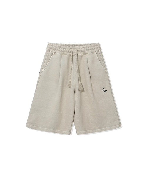 BLOW(ブロウ)の「830g ヘビーピグメントハーフパンツ_ベージュ(スウェットパンツ・メンズ・ベージュ・X-LARGE/MEDIUM)」の1枚目の写真