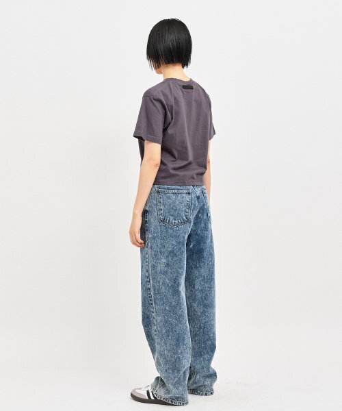 C WEAR BY THE GENIUS(シーウェアバイザジーニアス)の「オーバーサイズクロップTシャツチャコール(Tシャツ/カットソー・レディース・その他・MEDIUM/LARGE/X-LARGE/X-SMALL/SMALL)」の5枚目の写真