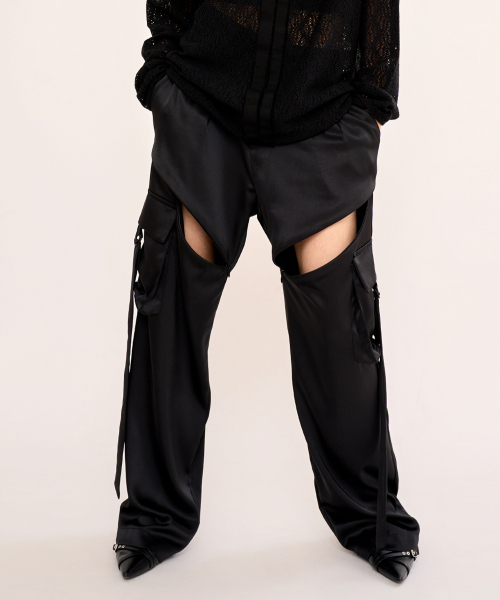 FANYOUNG(ファンヤング)の「ジップスリットサテンワイドカーゴパンツ(その他パンツ・レディース・その他・SMALL/MEDIUM)」の14枚目の写真