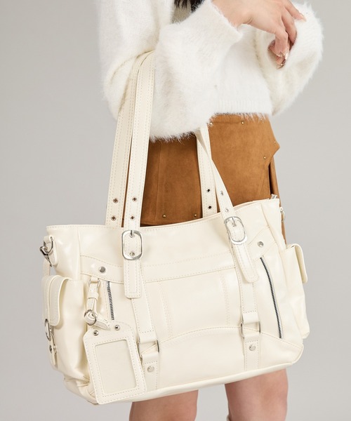 apres jour mignon（アプレジュールミニョン）の「【apresjour mignon×ARIAZ】2wayマルチポケットバッグ（ハンドバッグ・レディース・オフホワイト/ブラック・ONESIZE）」の2枚目の写真