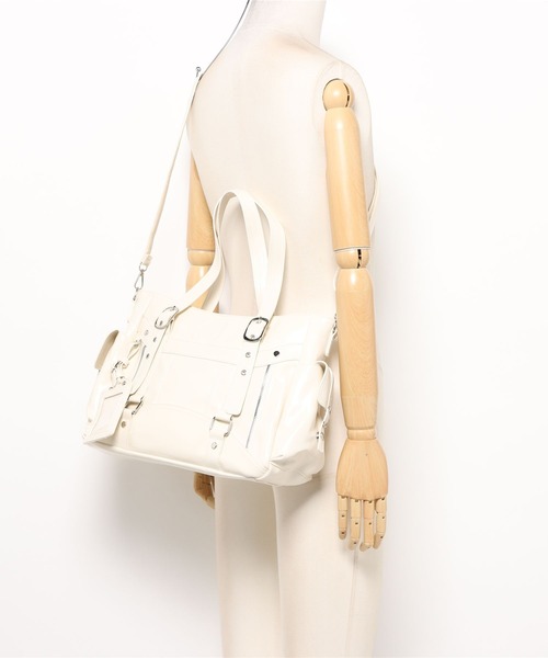 apres jour mignon（アプレジュールミニョン）の「【apresjour mignon×ARIAZ】2wayマルチポケットバッグ（ハンドバッグ・レディース・オフホワイト/ブラック・ONESIZE）」の10枚目の写真