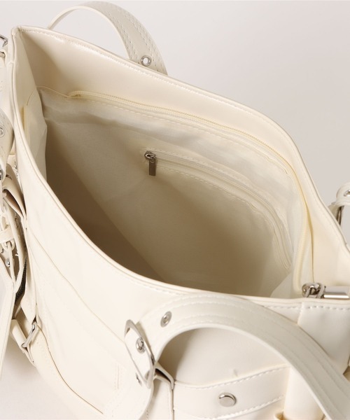 apres jour mignon（アプレジュールミニョン）の「【apresjour mignon×ARIAZ】2wayマルチポケットバッグ（ハンドバッグ・レディース・オフホワイト/ブラック・ONESIZE）」の8枚目の写真