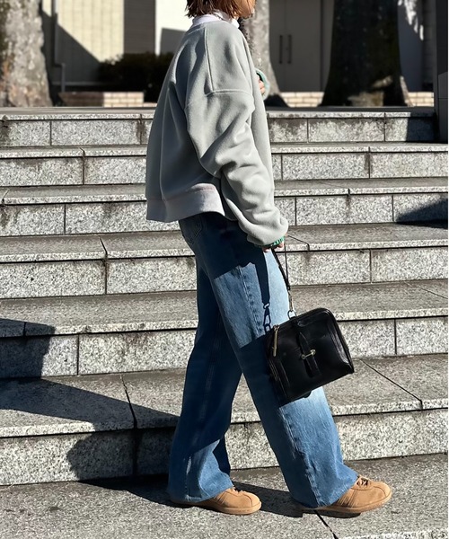 mi via loca（ミヴィアロカ）の「配色フリースボア クルーネックカーディガン/プルオーバー（カーディガン/ボレロ・レディース・グレー/ベージュ・FREE）」の10枚目の写真