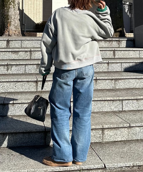 mi via loca（ミヴィアロカ）の「配色フリースボア クルーネックカーディガン/プルオーバー（カーディガン/ボレロ・レディース・グレー/ベージュ・FREE）」の6枚目の写真