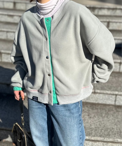 mi via loca（ミヴィアロカ）の「配色フリースボア クルーネックカーディガン/プルオーバー（カーディガン/ボレロ・レディース・グレー/ベージュ・FREE）」の15枚目の写真