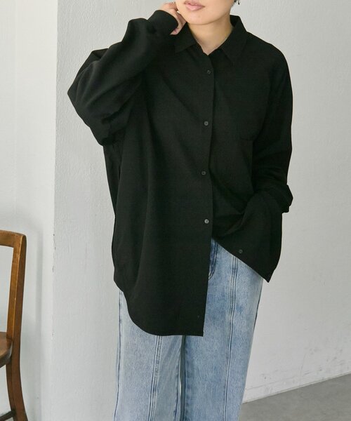 ear PAPILLONNER（イアパピヨネ）の「スウェット切替シャツ【SUM1 STYLE】（シャツ/ブラウス・レディース・ブラック/ライトベージュ・FREE）」の4枚目の写真