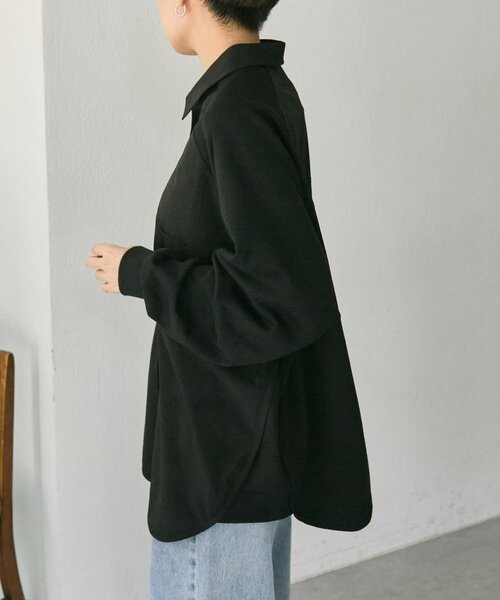 ear PAPILLONNER（イアパピヨネ）の「スウェット切替シャツ【SUM1 STYLE】（シャツ/ブラウス・レディース・ブラック/ライトベージュ・FREE）」の6枚目の写真