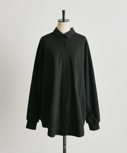 ear PAPILLONNER（イアパピヨネ）の「スウェット切替シャツ【SUM1 STYLE】（シャツ/ブラウス・レディース・ブラック/ライトベージュ・FREE）」の18枚目の写真