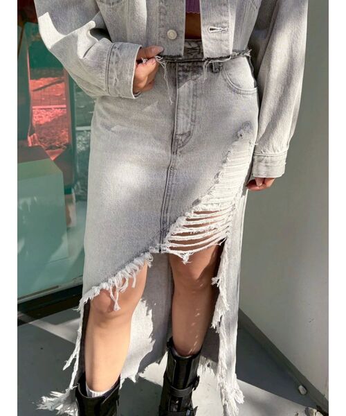 EVRIS（エヴリス）の「ダメージスリットロングデニムスカート【セットアップ着用可能】（デニムスカート・レディース・グレー/インディゴブルー/ブルー・MEDIUM/SMALL）」の13枚目の写真