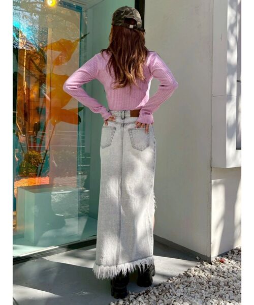 EVRIS（エヴリス）の「ダメージスリットロングデニムスカート【セットアップ着用可能】（デニムスカート・レディース・グレー/インディゴブルー/ブルー・MEDIUM/SMALL）」の18枚目の写真