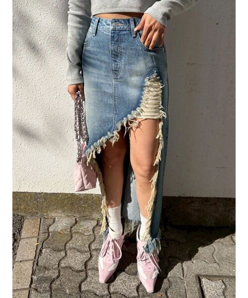 EVRIS（エヴリス）の「ダメージスリットロングデニムスカート【セットアップ着用可能】（デニムスカート・レディース・グレー/インディゴブルー/ブルー・MEDIUM/SMALL）」の19枚目の写真