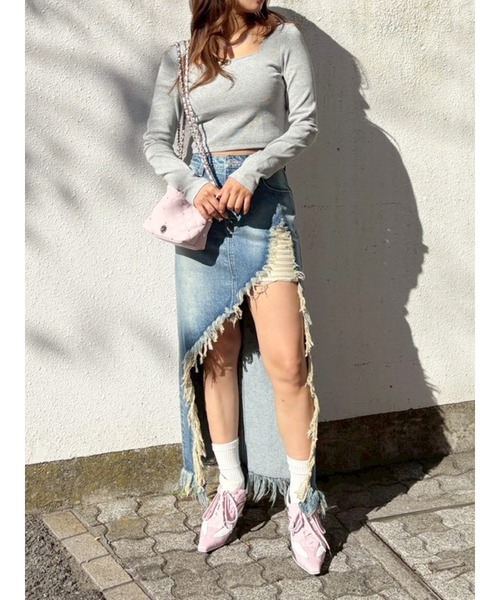 EVRIS（エヴリス）の「ダメージスリットロングデニムスカート【セットアップ着用可能】（デニムスカート・レディース・グレー/インディゴブルー/ブルー・MEDIUM/SMALL）」の4枚目の写真