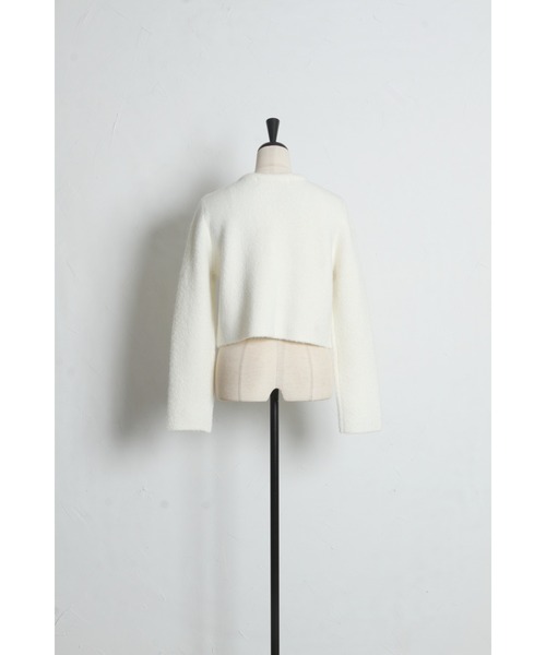 tocco closet（トッコ　クローゼット）の「パール＆ビジュー付きニットジャケット（ノーカラージャケット・レディース・オフホワイト/グレー/ピンク・M）」の16枚目の写真