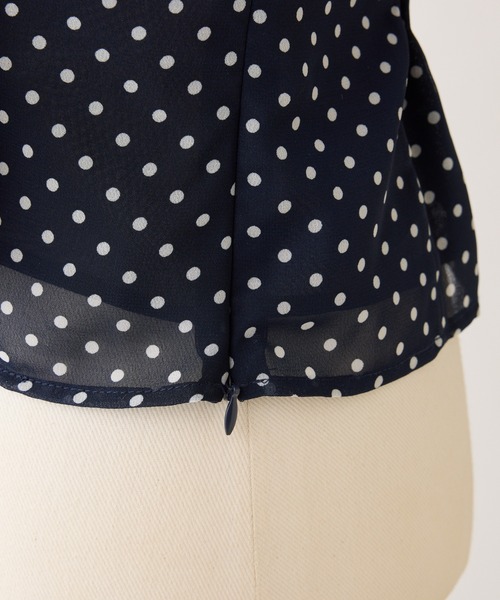 Seemi. byNICECLAUP（ シーミーバイナイスクラップ）の「【Seemi.】オフショルブラウス（シャツ/ブラウス・レディース・ピンク/ホワイト系その他/ドット・FREE）」の4枚目の写真