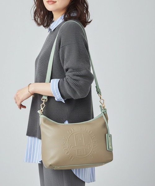 HOUSE OF FLORENCE(ハウスオブフローレンス)の「【HOUSE OF FLORENCE/ハウス オブ フローレンス】イタリアンレザー 型押しエンボス 2WAYショルダーバッグ(ショルダーバッグ・レディース・グレイッシュベージュ/ブラック・FREE)」の2枚目の写真