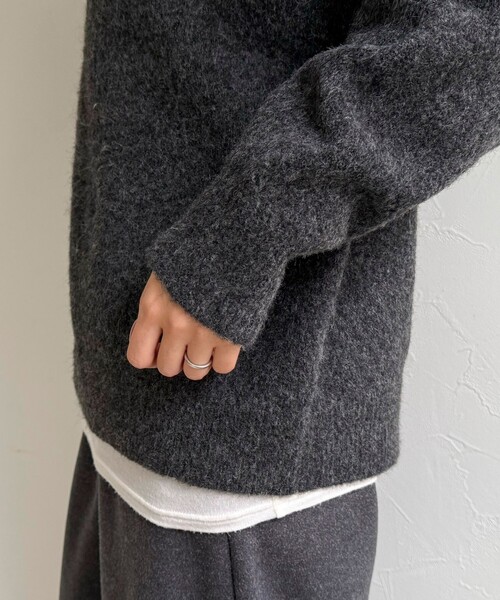 fredy emue（フレディエミュ）の「ヘンリーネックニットプルオーバー（ニット/セーター・レディース・ピンク/ライトグレー/イエロー/チャコールグレー・38）」の20枚目の写真