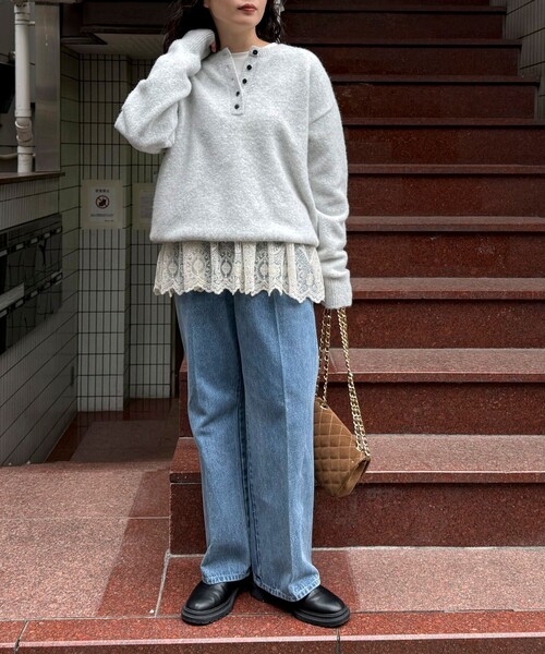 fredy emue（フレディエミュ）の「ヘンリーネックニットプルオーバー（ニット/セーター・レディース・ピンク/ライトグレー/イエロー/チャコールグレー・38）」の22枚目の写真