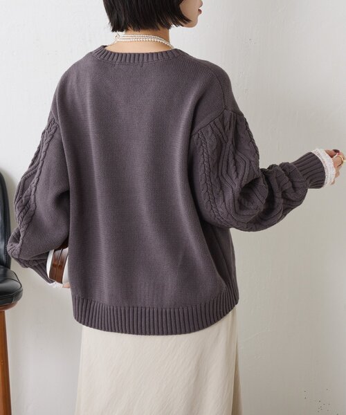 Jena espace merveilleux（ジェナ　エスパスメルヴェイユ）の「【スッキリ小顔見え◎】袖ケーブルVニット（ニット/セーター・レディース・オフホワイト/チャコールグレー/ライトグレー・FREE）」の20枚目の写真