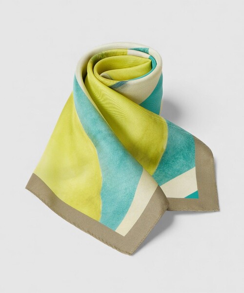 ANAYI（アナイ）の「レモンモチーフプリントスカーフ（バンダナ/スカーフ・レディース・クリアイエロー・FREE）」の3枚目の写真