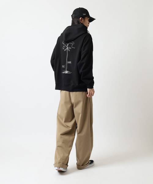Sunny Smith(サニースミス)の「SUNNY SMITH 10.0オンス ヤシの木両面刺繍 オーバーサイズ フーディ(パーカー・メンズ・ブラック/ネイビー/アッシュグレー・L/M)」の22枚目の写真