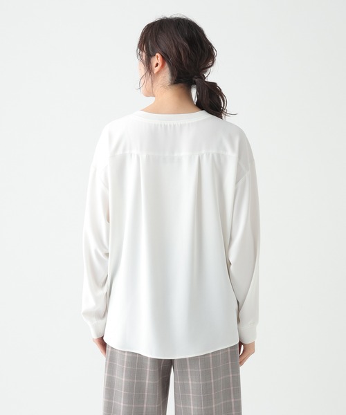 Elura（エルーラ）の「リブコンビバルーンプルオーバー/654107（Tシャツ/カットソー・レディース・ホワイト/ネイビー・FREE）」の9枚目の写真