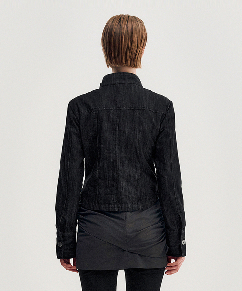KIMZISU(キムジス)の「Button Up Tucked Jacket _ BLACK(デニムジャケット・レディース・ブラック・S/M/L)」の4枚目の写真