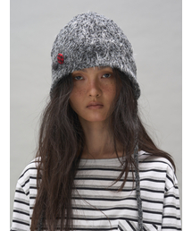 SOMSOC（ソムソック）の「FUZZY EARFLAB BEANIE_CHARCOAL（ニットキャップ/ビーニー）」