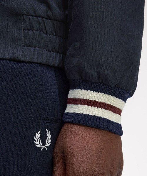FRED PERRY（フレッドペリー）の「Twill Tennis Bomber Jacket／ツイルテニスボンバージャケット（ブルゾン・メンズ・ネイビー・XL/S/M/L）」の7枚目の写真