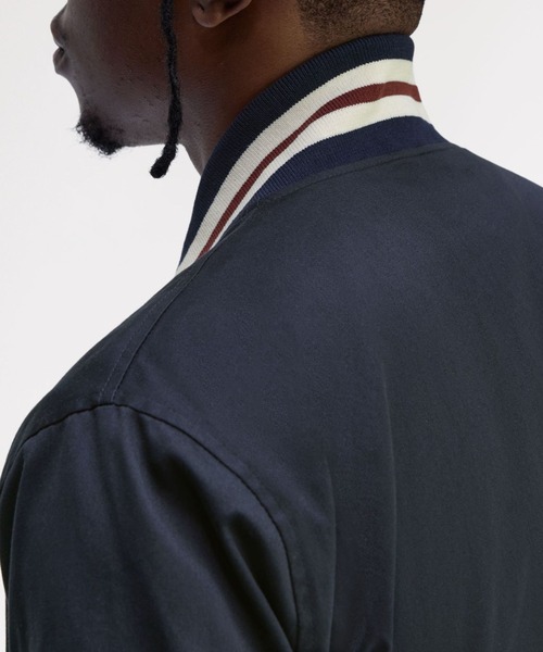 FRED PERRY（フレッドペリー）の「Twill Tennis Bomber Jacket／ツイルテニスボンバージャケット（ブルゾン・メンズ・ネイビー・XL/S/M/L）」の6枚目の写真