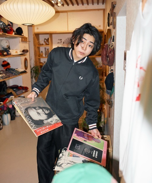 FRED PERRY（フレッドペリー）の「Twill Tennis Bomber Jacket／ツイルテニスボンバージャケット（ブルゾン・メンズ・ネイビー・XL/S/M/L）」の22枚目の写真