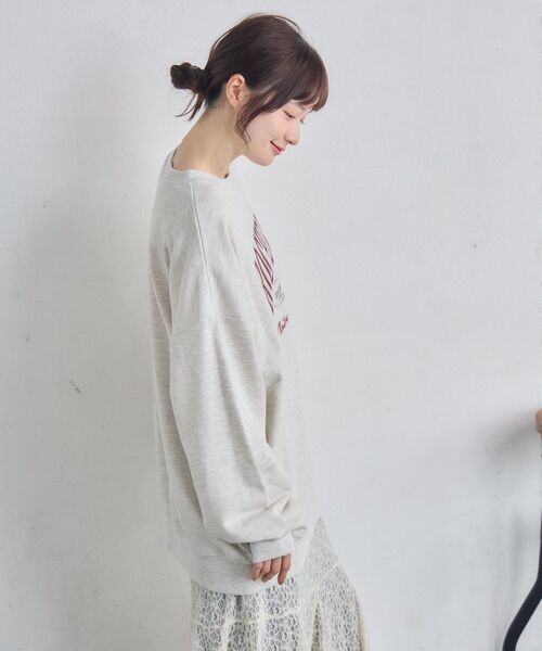 RETRO GIRL（レトロガール）の「カレッジロゴトレーナー（スウェット・レディース・グリーン/ホワイト系その他/ブルー・FREE）」の13枚目の写真