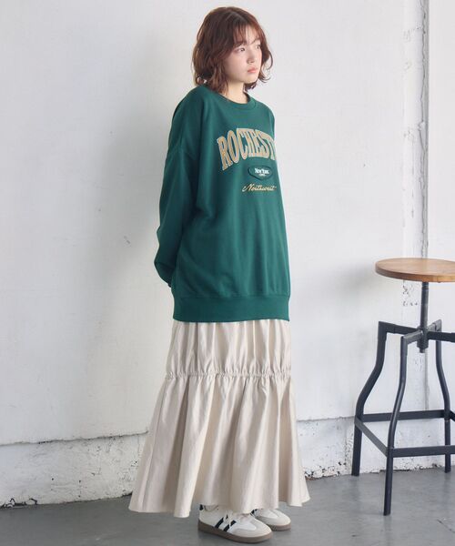 RETRO GIRL（レトロガール）の「カレッジロゴトレーナー（スウェット・レディース・グリーン/ホワイト系その他/ブルー・FREE）」の18枚目の写真