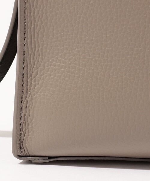 VIOLAd'ORO（ヴィオラドーロ）の「VIOLAd'ORO TRERO サイドベルト トートバッグ（トートバッグ・レディース・ブラック/ライトグレー・FREE）」の12枚目の写真