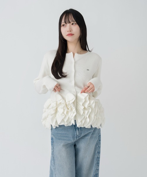 mellowneon（メロウネオン）の「ペプラムフリルニットカーディガン（ニット/セーター・レディース・アイボリー・FREE）」の2枚目の写真