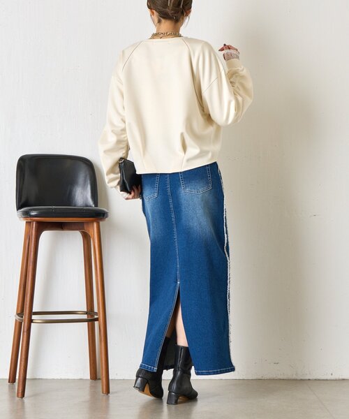 Jena espace merveilleux(ジェナ エスパスメルヴェイユ)の「袖サテンギャザープルオーバー(Tシャツ/カットソー・レディース・ネイビー/ベージュ/アイボリー・FREE)」の6枚目の写真