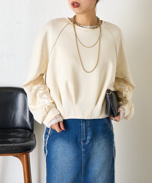 Jena espace merveilleux(ジェナ エスパスメルヴェイユ)の「袖サテンギャザープルオーバー(Tシャツ/カットソー・レディース・ネイビー/ベージュ/アイボリー・FREE)」の9枚目の写真