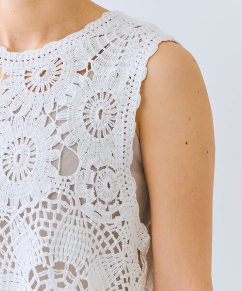 RIVE DROITE(リヴドロワ)の「【着映え】エンブロイダリーベスト(ニット/セーター・レディース・ブラック/オフホワイト・FREE)」の20枚目の写真