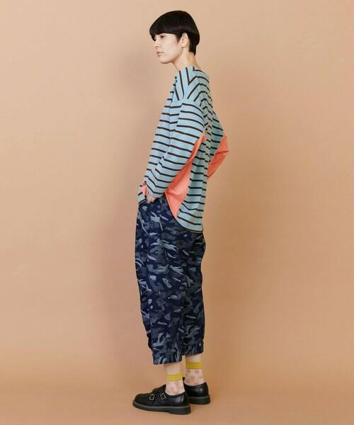 FRAPBOIS（フラボア）の「バスクボーダー カットソー（Tシャツ/カットソー・レディース・ホワイト/ネイビー/ブルー・1/2）」の18枚目の写真