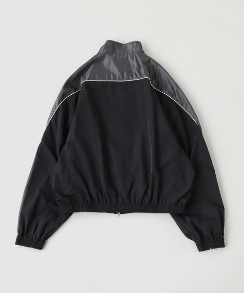 BAYCREW'S DEPO（ベイクルーズデポ）の「DAIRIKU / ダイリク "Tom" Silk-PE Training Jacket（ナイロンジャケット・メンズ・ブラック/ネイビー・MEDIUM/LARGE）」の3枚目の写真