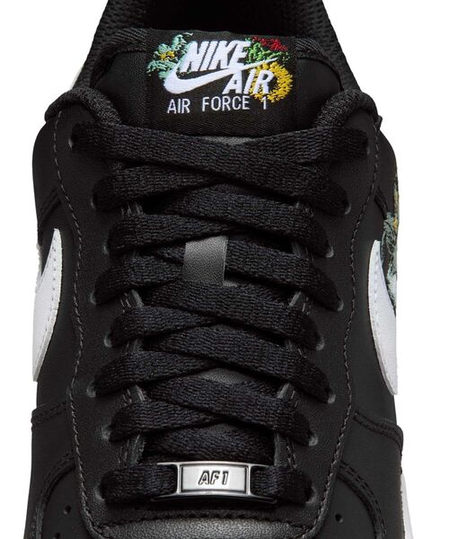 NIKE(ナイキ)の「ナイキ エア フォース 1 '07 プレミアム ウィメンズシューズ / Nike Air Force 1 '07 Premium Women's Shoes IB6644-001 Black(スニーカー・レディース・ブラック・25/24/22.5/22/23/23.5/24.5/25.5/26)」の10枚目の写真