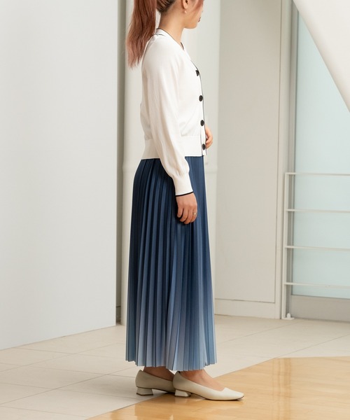 STRAWBERRY-FIELDS（ストロベリーフィールズ）の「ニットプリーツ（スカート・レディース・ベージュ/サックスブルー・2）」の17枚目の写真