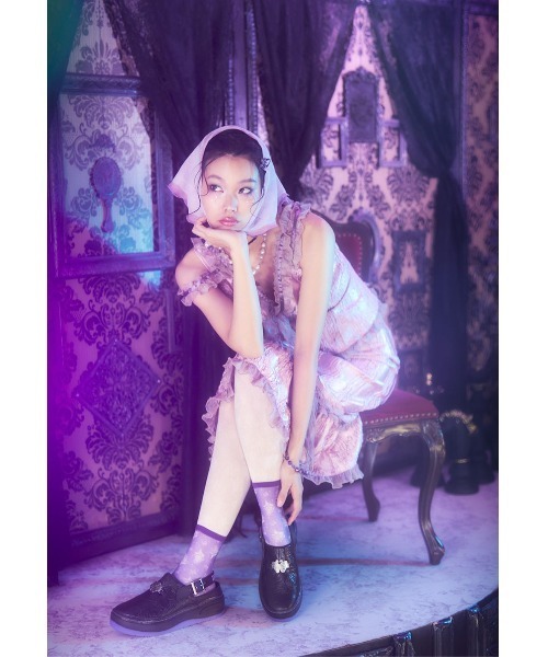 ANNA SUI(アナスイ)の「CONVERSE WEAPON PLTS CLG OX / ANNA SUI BLACK/PURPLE(スニーカー・レディース・ブラック・23cm/25cm/24.5cm/24cm/23.5cm)」の2枚目の写真