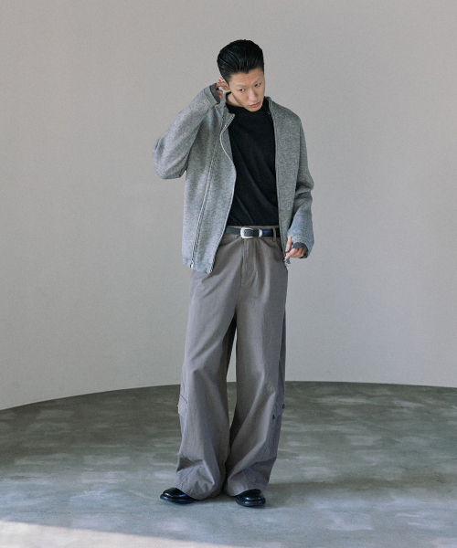 P.IN.O(ピインオ)の「ウールハイネックレイヤードニットジップアップ - グレー(カーディガン/ボレロ・メンズ・その他・LARGE/MEDIUM)」の2枚目の写真