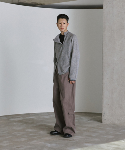 P.IN.O(ピインオ)の「ウールハイネックレイヤードニットジップアップ - グレー(カーディガン/ボレロ・メンズ・その他・LARGE/MEDIUM)」の4枚目の写真