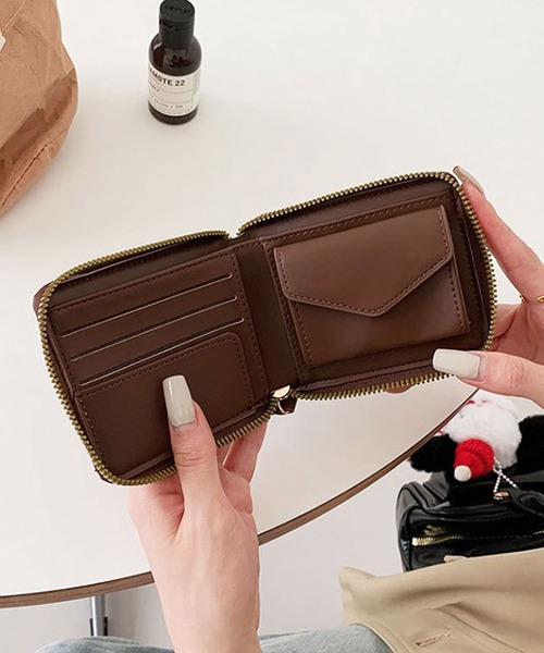 ammy.（エイミードット）の「【 ammy. / エイミードット 】 ミニマル ラウンジ ジップ 財布（財布・レディース・ブラウン/ダークブラウン/パープル/シルバー/アイボリー/ブラック・FREE）」の3枚目の写真