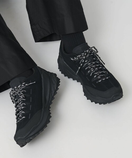 KEEN(キーン)の「<KEEN>ジャスパー ザイオニック スニーカー(スニーカー・メンズ・ブラック・9/8/10)」の2枚目の写真