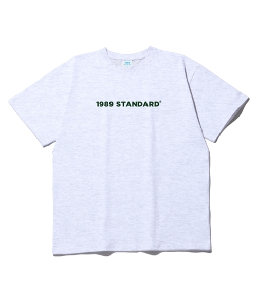 1989STANDARD(1989スタンダード)の「ベーシックロゴクールコットンオーバーサイズ半袖(SISSTD-0006)(Tシャツ/カットソー・メンズ・ホワイト/ライトグレー/ブラック/ネイビー・MEDIUM/LARGE/X-LARGE)」の4枚目の写真