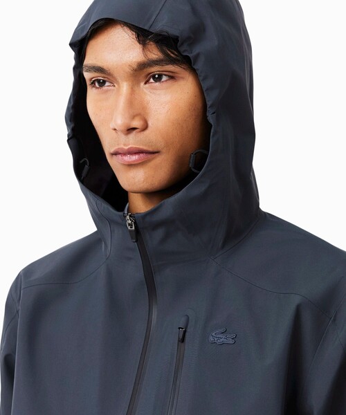 LACOSTE（ラコステ）の「撥水 防風 透湿 3レイヤー 止水ジップ 軽量フーデッドジャケット（マウンテンパーカー・メンズ・ダークアッシュ・50/48/46/52）」の13枚目の写真